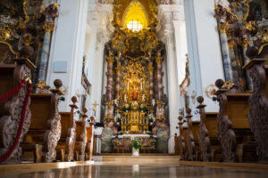 2026-03-10_14-05-38-wi_kirche_innen_3