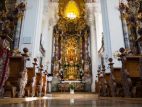 2026-03-10_14-05-38-wi_kirche_innen_3