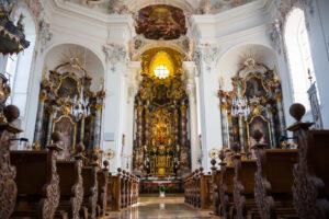 2026-03-10_14-05-38-wi_kirche_innen