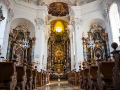 2026-03-10_14-05-38-wi_kirche_innen