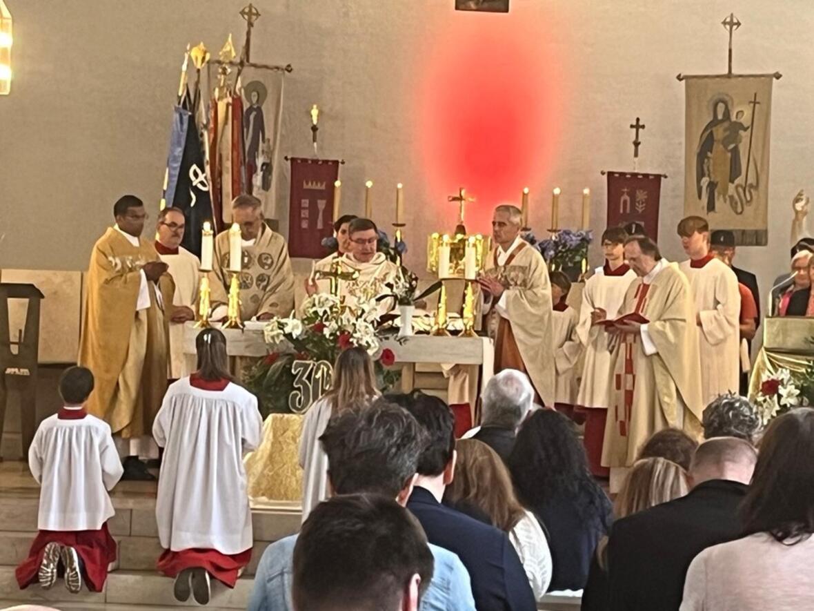 2026-06-15_10-21-50-eucharistiefeier